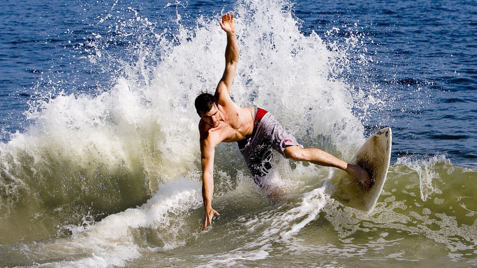 世界杯小组赛首轮：德国2比2墨西哥 球迷感叹“中北美克星”属性继续生效